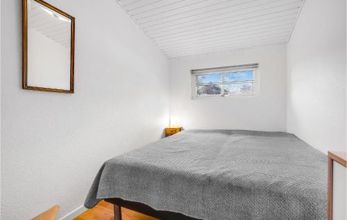 Postel nebo postele na pokoji v ubytování Stunning Home In Glesborg With Wifi