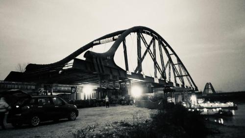 a black and white photo of a bridge at Residenza Il Capitano in San Benedetto Po