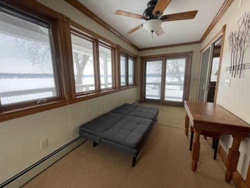 Sand Lake Getaway Lakefront – Photos 5