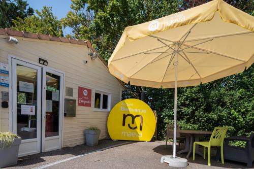 Gallery image of Camping maeva Escapades Le Domaine Aramis in Marsan