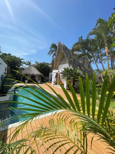 Kolam renang di atau dekat dengan Leeloo Boutique Hotel