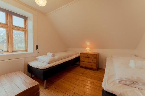 A bed or beds in a room at Charming 3 bedroom house in a peaceful village