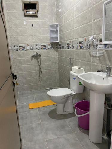 Ένα μπάνιο στο Résidence Mayssa 1 et Mayssa 2 boujdour appartements meublés