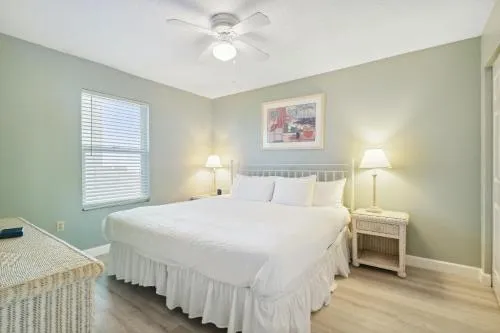 Pelican Beach Resort by Panhandle Getaways photo 8