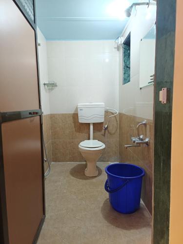 Un baño de Shree Nivas Home stay