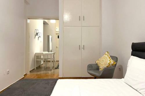 Pame Rentals - Ideal for 2 in Pagrati