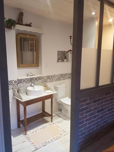 Kúpeľňa v ubytovaní Le clos fleuri