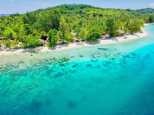 Galeriebild der Unterkunft Tanjung Mefiyai Homestay in Fam