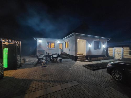 Budova, kde se aparthotel nachází