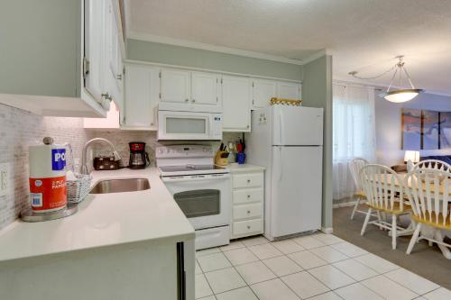 Walk to Pool & Beach: Hilton Head Island Condo! photo 15