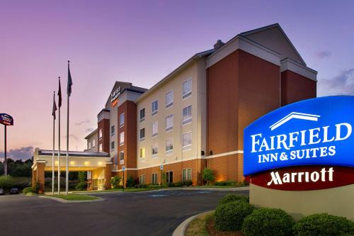 a rendering of a fairfield inn and suites at Fairfield Inn and Suites Cleveland in Cleveland