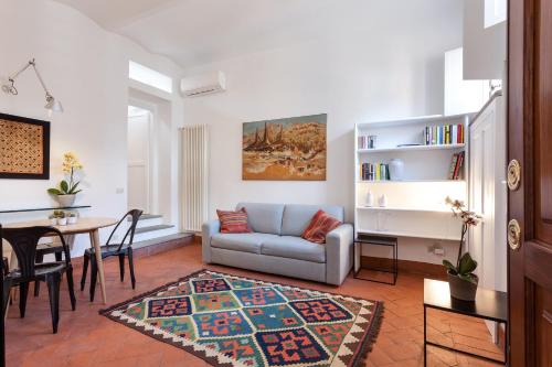 Rome as you feel - Baullari with terrace