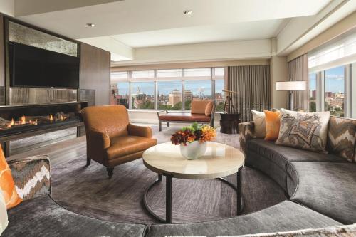 The Ritz-Carlton, Boston Image