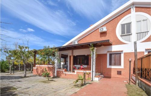 Nice Home In Scalea With Wifi And 3 Bedrooms