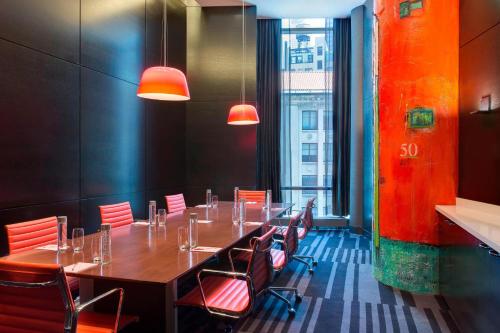 Coin salon dans l'établissement Residence Inn by Marriott New York Manhattan/Central Park