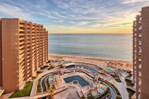 Πισίνα στο ή κοντά στο Luxury Oceanview Condo - Las Palomas - Pool, Golf, Sandy Beach !