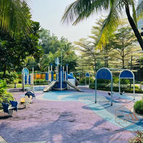 Kawasan permainan kanak-kanak di GELANG PATAH Forest City-Ataraxia Park 3