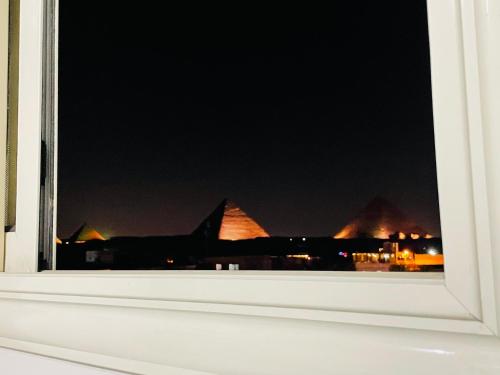 Gallery image of Golden mask pyramids inn in Cairo