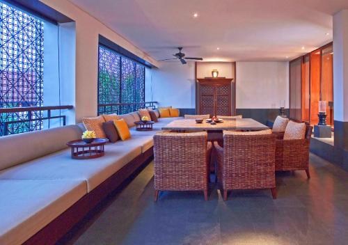 Posezení v ubytování InterContinental Bali Sanur Resort by IHG