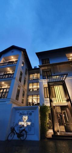 Bangunan di mana terletaknya hotel