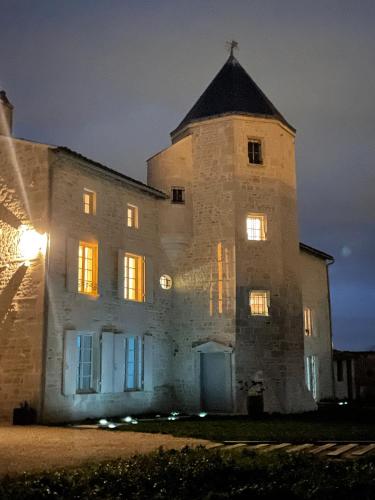Fotografie z fotogalerie ubytování Logis de Pierre Levée v destinaci Bessines