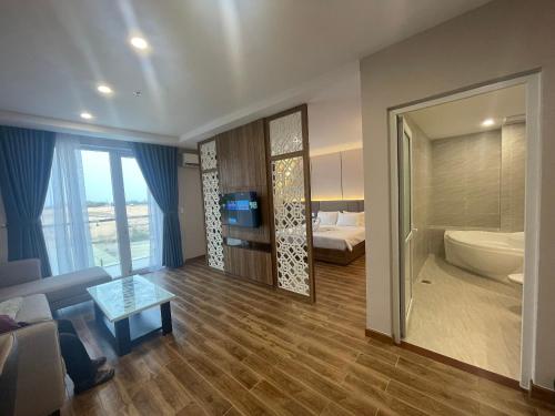 Koupelna v ubytování HO TRAM GOLDEN HOTEL