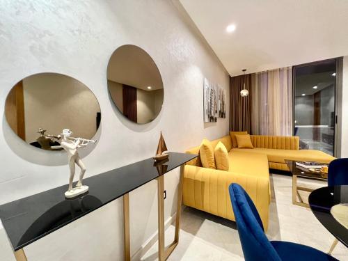 Χώρος καθιστικού στο ZEN Suites Hotel Massira