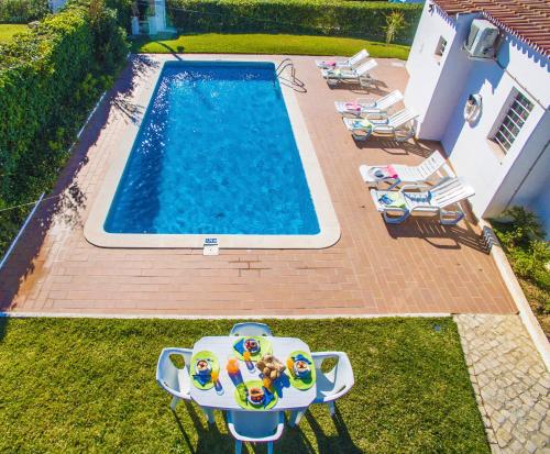 Villa Isis - com piscina aquecível e BBQ - Albufeira