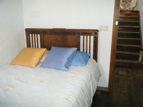 A bed or beds in a room at Venta la Aurora