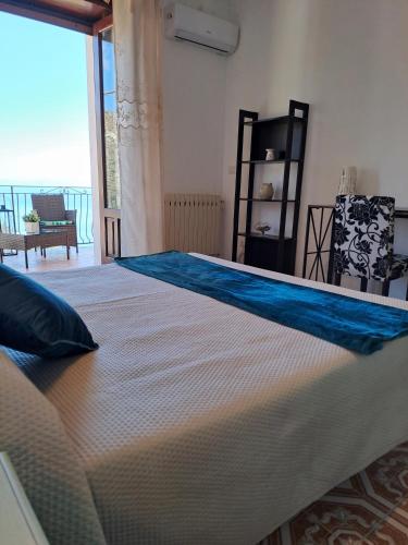 Una cama o camas en una habitación de Tao charming apartment