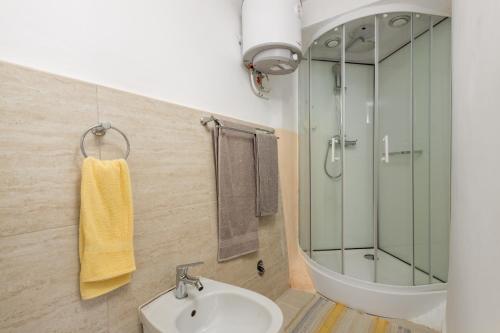 Ένα μπάνιο στο Volcera SPA