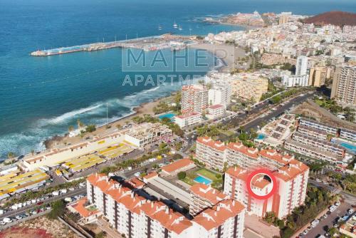 Spectacular 3-BRs Penthouse with sea view