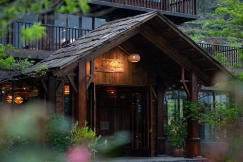 Bangunan di mana terletaknya resort