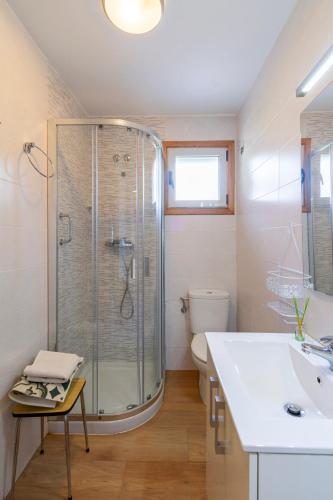 Koupelna v ubytování CASA NIDES