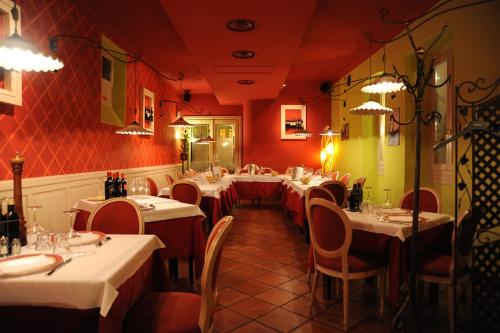 Restoran atau tempat lain untuk makan di Alessi Hotel Trattoria