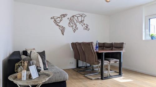 Ruang duduk di Moderne gemütliche Ferienwohnung in Friedrichshafen