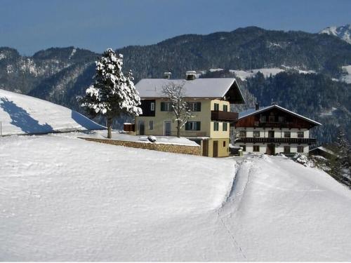 Chalet in Tyrol with Sauna and Ski Slopes im Winter