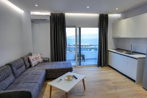 Gjoka Rooms & Apartments, in front of Bougainville Bay