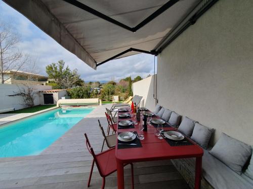 Imagen de la galería de Villa Nananthée T5 de luxe,4-8 pers, piscine privée chauffée, en Lecci