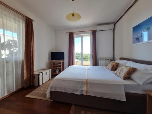 Apartments Deranja II