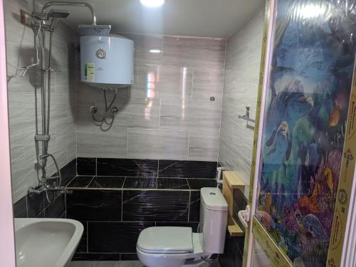 A bathroom at Al fouad