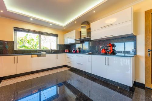FLH Funchal House with Sea View