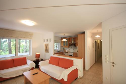 2BDR Park View Apt - 130m2 & Private Patio