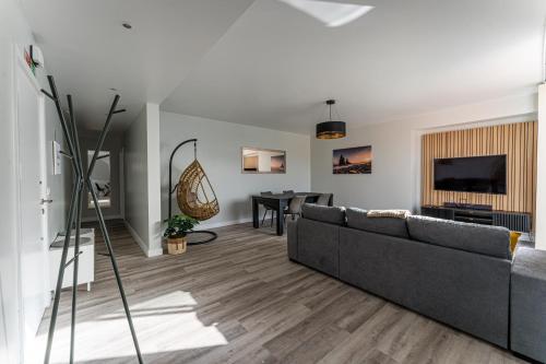 Penthouse Formosa Sunset and Beach