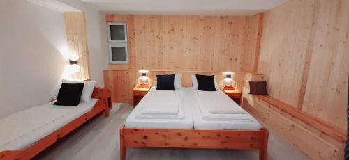 Katil atau katil-katil dalam bilik di Blue Lagoon