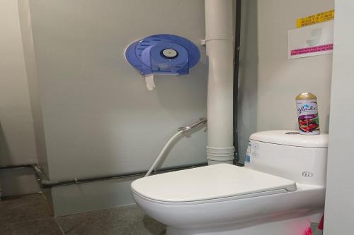 Et badeværelse på CSW Hostel