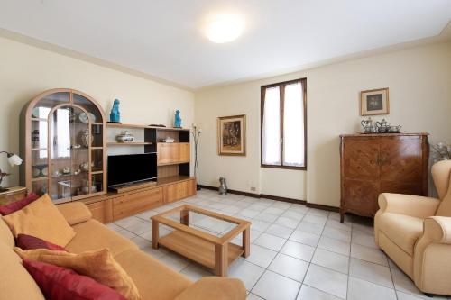 Tonino house