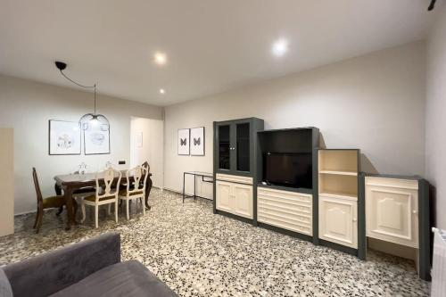 BeBarceloner Eixample Apartments - 3 bedrooms