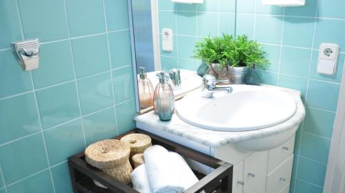 Chic & Cheap tesisinde bir banyo