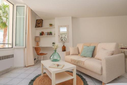 Upstays - Best place in Cannes Center - A C - 5